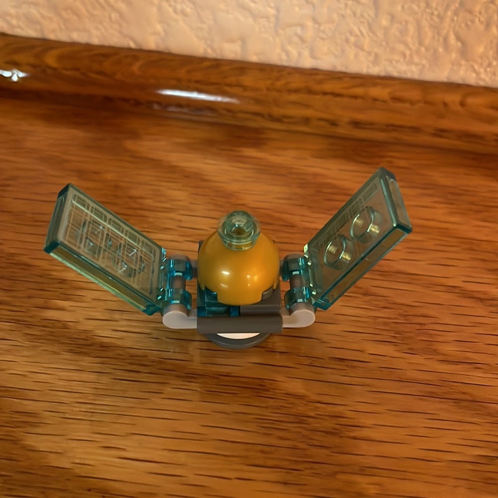 LEGO Utility Shuttle - Picture 5 of 9